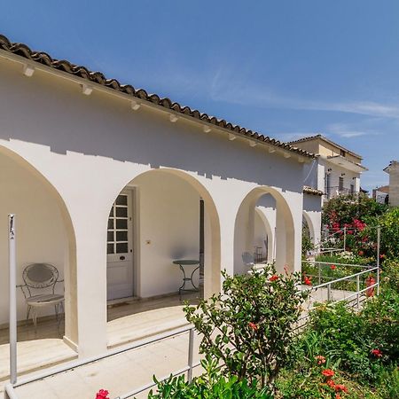 Lena Kassiopi Apartments Exterior photo